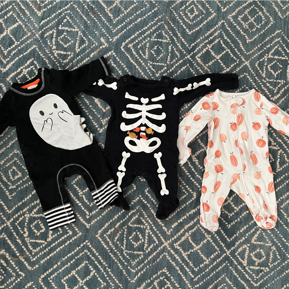 Halloween Baby Onesies Set